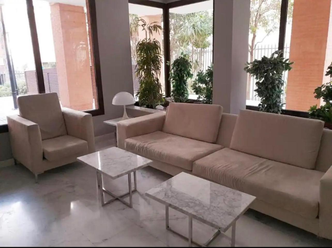 Samaniego Suite, Airport, Ifema Turistico Madrid Exterior photo